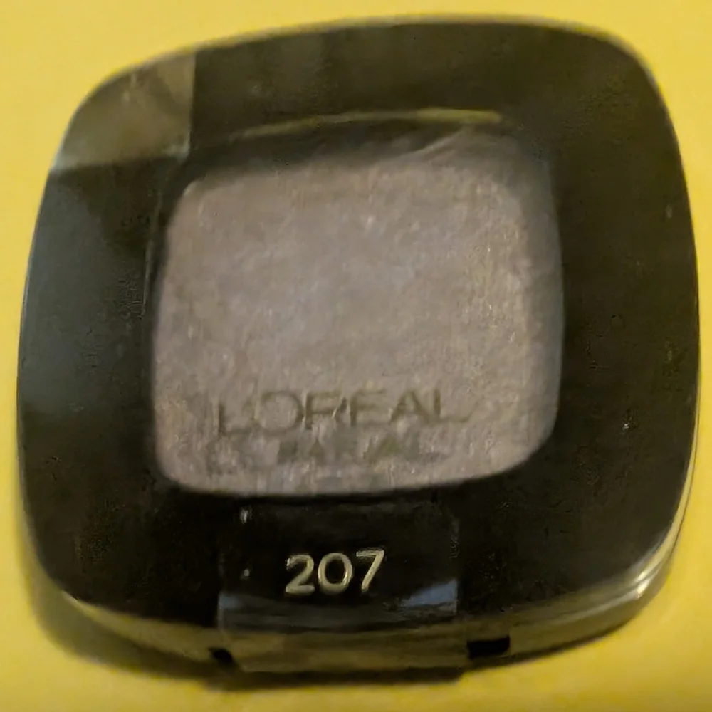 L'Oreal Mono Eyeshadow